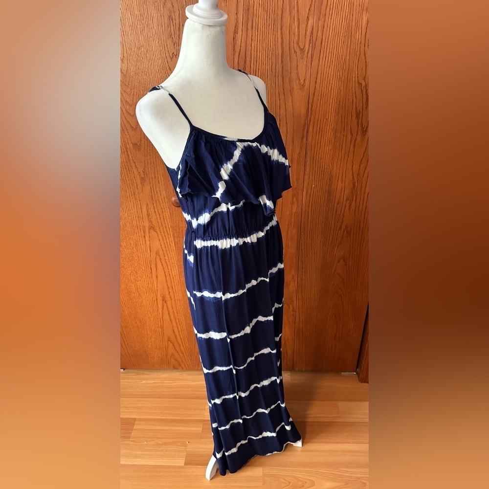 NWOT A Byer Blue Tie-Dye Maxi Dress Ruffled Top Size Medium - Picture 3 of 14